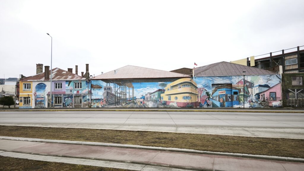 hito 20 murales urbanos